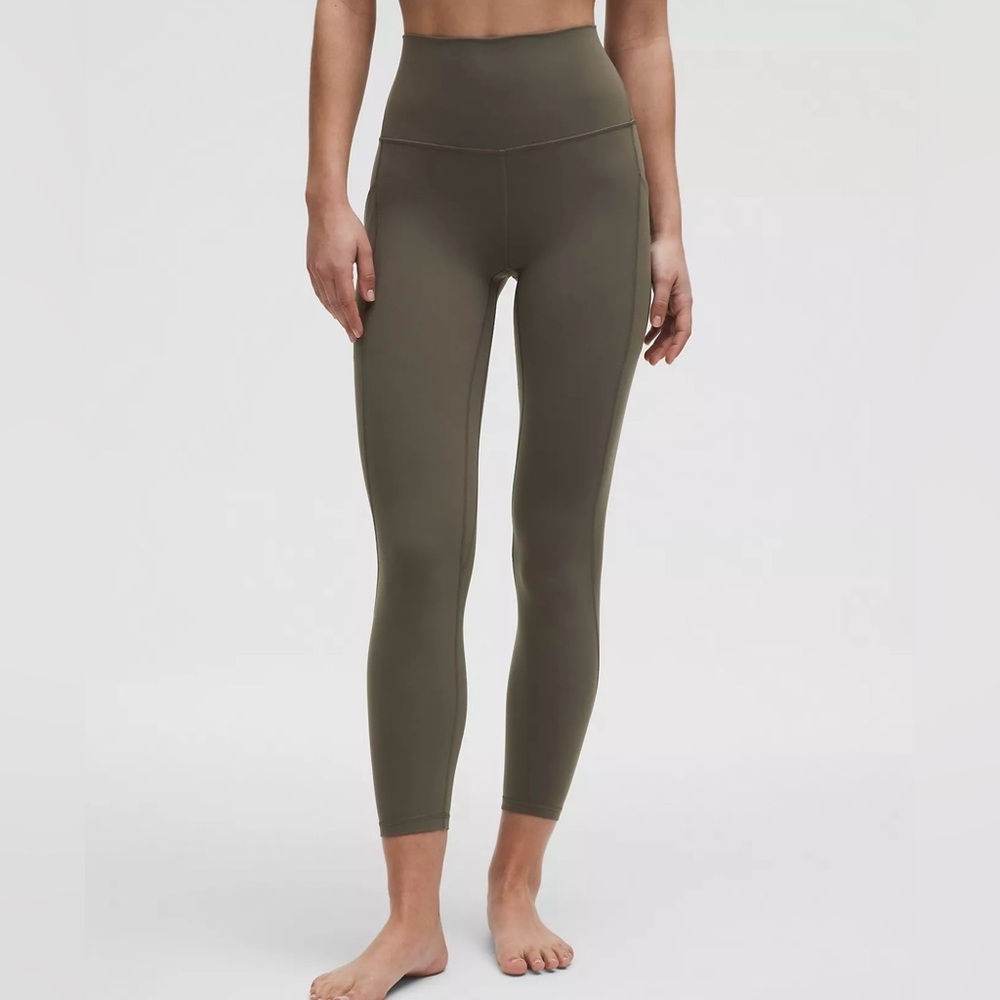 Balance Collection Green Cropped Leggings Size Large 21.5” Inseam